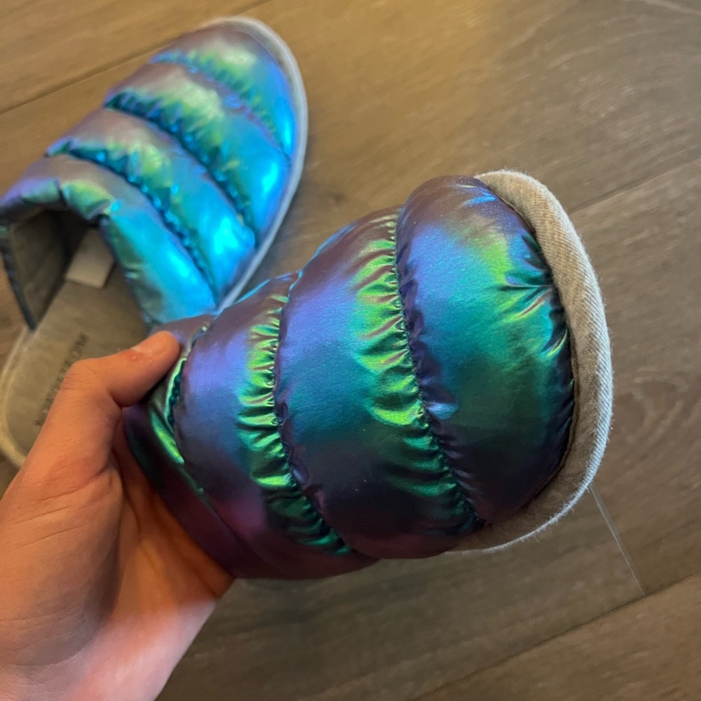 Nordstrom slippers - Picture 3 of 6